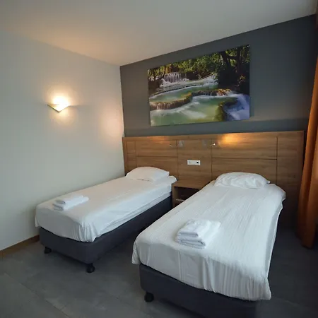 Hotel Atlas 3*