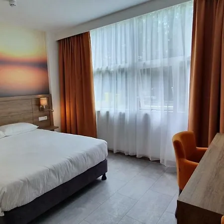 Atlas Hotel Holiday Отель 3*