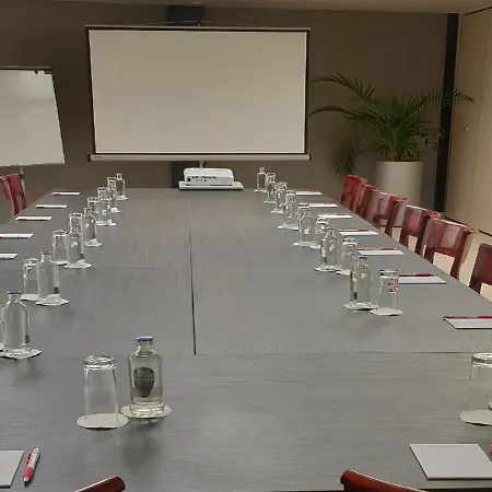 Отель Atlas Hotel Holiday 3*