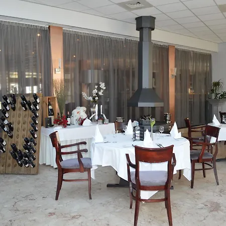 Atlas Hotel Holiday Hotel
